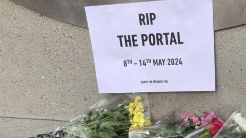 RIP sign at Dublin Portal
