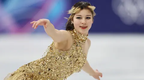 Alysa Liu skating