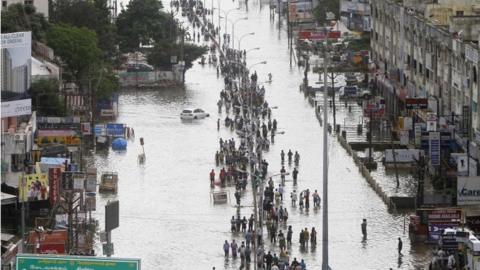 In Pictures: Chennai Flooding - BBC News