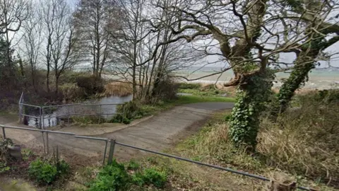 Google Weston Shore Parade/Abbey Hill