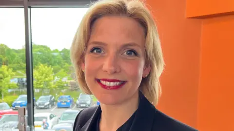 South Derbyshire MP Samantha Niblett looking at the camera and smiling