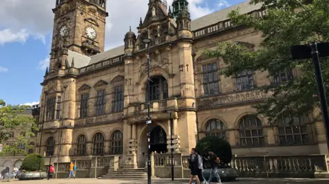An image of the front entrance to Sheffield Town Hall