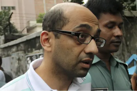 AFP British national Hasnat Karim leaves after his court appearance in the Bangladesh capital Dhaka, 13 August 2016.