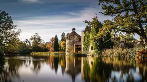 Getty Images A picturesque English country home. 