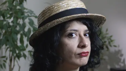 shappi khorsandi