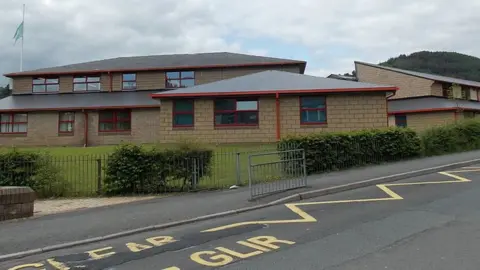 Jaggery/Geograph Abertillery Learning Community