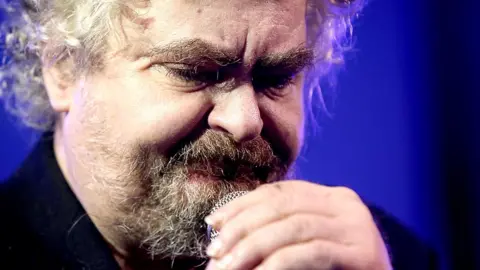 Kokrak soruvchi fotosurat