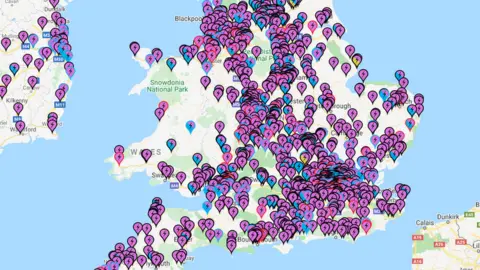 ZAP-MAP A map of rapid charging points in Wales and England