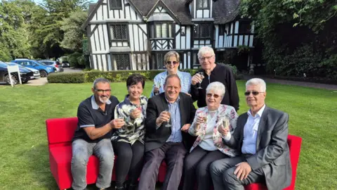 Bryan and Pauline Walker celebrated their diamond wedding anniversary at Nailcote Hall Hotel in Coventry with their family and were joined by Ben Sidwell and the red sofa to toast 60 happy years