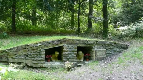 Huskar 180 Stone memorial of Huskar pit disaster