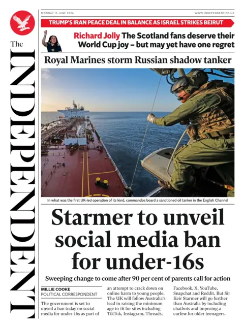 The headline on the front page of the Independent reads: “Starmer to unveil social media ban for under-16s”.