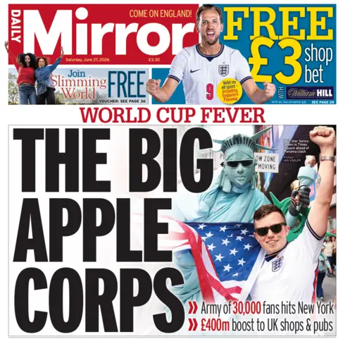 The headline on the front page of the Daily Mirror reads: "The Big Apple corps." 