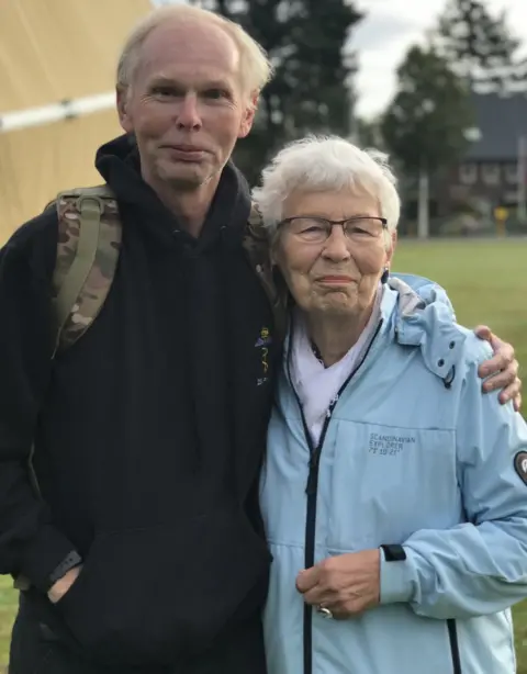 Niall Cherry Niall Cherry with Willemien Rieken