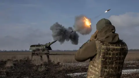 A German Howitzer fire in Russian positions near Bakhmut in February 2023