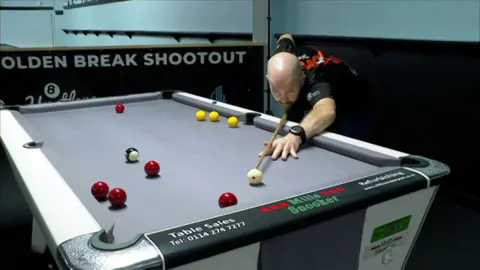 Ultimate Pool Picture of Morris taking a shot