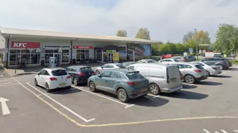 Google M4 service station