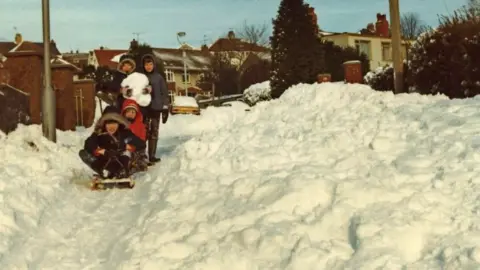 Snow in Swansea in 1981