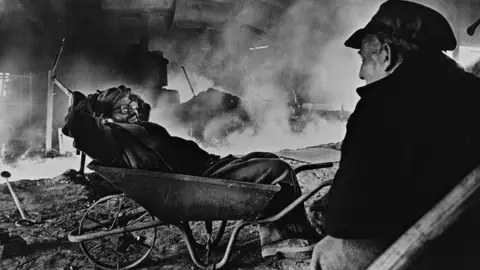 Nick Hedges Bilston steel: Blast furnace workers relaxing