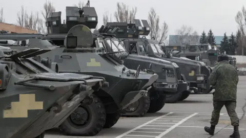 Reuters Russian armour in Luhansk