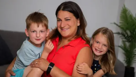 Elissa Brighouse Image of Elissa Brighouse with her two children