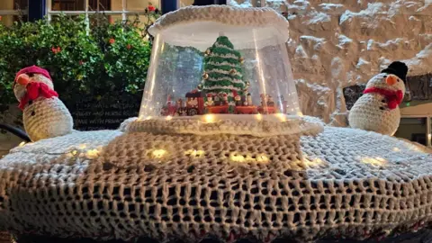 Tamara O'Brien A Christmas topper with fairy lights on