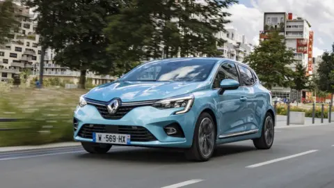 PLANIMONTEUR Renault Clio E-Tech