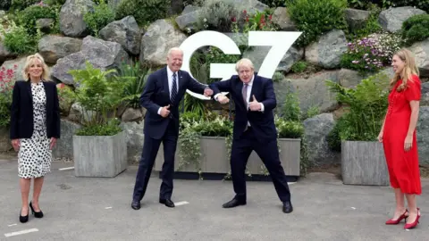 Getty Images The Prime Minister Boris Johnson and his wife Carrie meet the US President Joe Biden and the First Lady Jill Biden in Carbis Bay Cornwall ahead of the G7 Summit