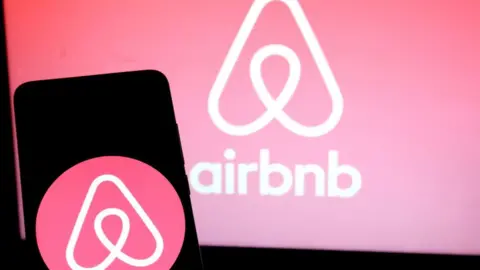 Getty Images Airbnb logo