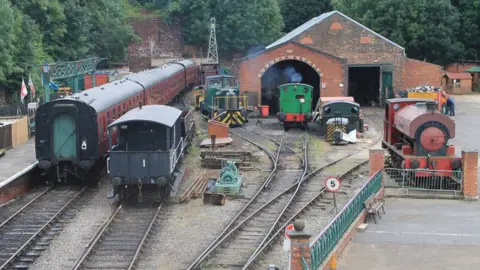 Trains on Elsecar Heritage Railway