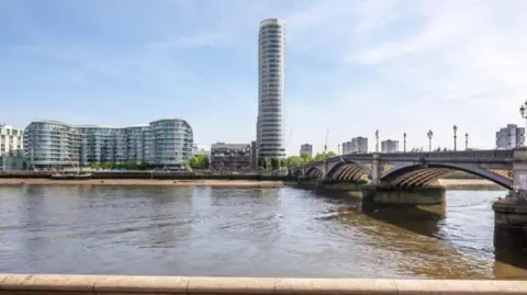 A computer-generated image of the proposed tower near Battersea Bridge