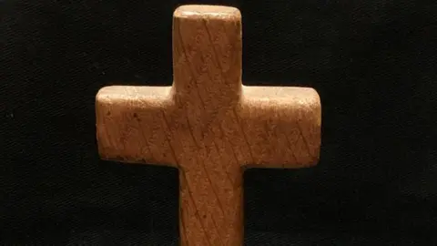 Henry Aldridge & Son wooden cross