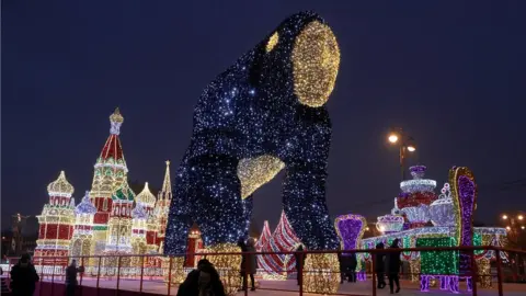Reuters Preparations for the festive season in Russia