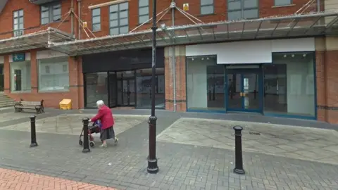 Google Henblas Square, Wrexham