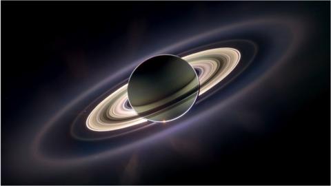 Saturn moon 'able to support life' - BBC News