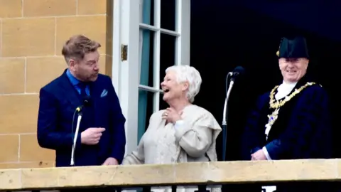 Hannah Tobin Sir Kenneth Branagh and Dame Judi Dench