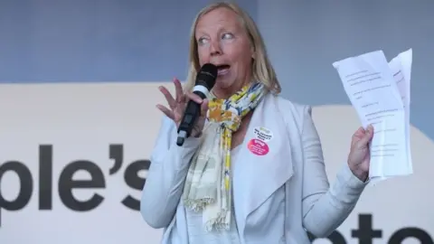 PA Deborah Meaden addresses Anti-Brexit campaigners