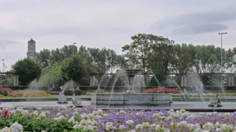 Elizabeth Gomm Fountain