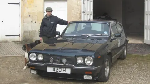 Middlebridge Enthusiasts Scimitar Set Princess Anne pictured in 2014 with her Middlebridge Scimitar at her home in Gatcombe Park
