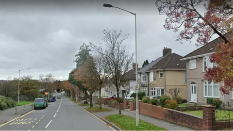 Google Pentregethin Road, Ravenhill, Swansea