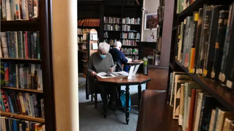 Pacemaker Libraries also invited customers inside to browse the shelves once again