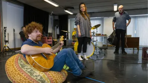 Ian Hodgson Cast of 71 Coltman Street