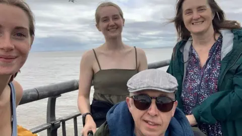 Jayne Morris Marc Morris with family