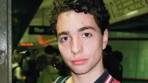 Miller family/SWNS Henry Miller