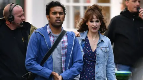 PA Himesh Patel and Lily James