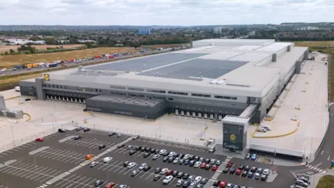 Lidl regional distribution centre in Luton