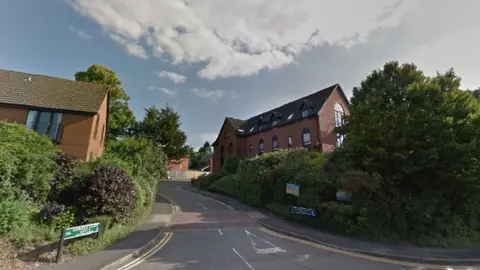 Google Maps Ashridge Court in Newbury, Berkshire