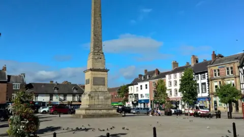 Chris Morgan/Geograph Market Square, Ripon