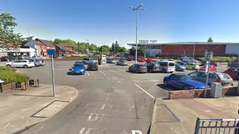 Google St George's Crescent