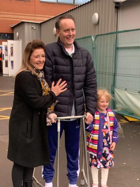 Family photo Helen, Scott and Ruby Howell