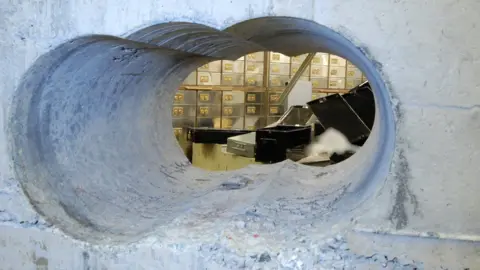 Met Police Image of the hole in the vault wall left during the Hatton garden raid